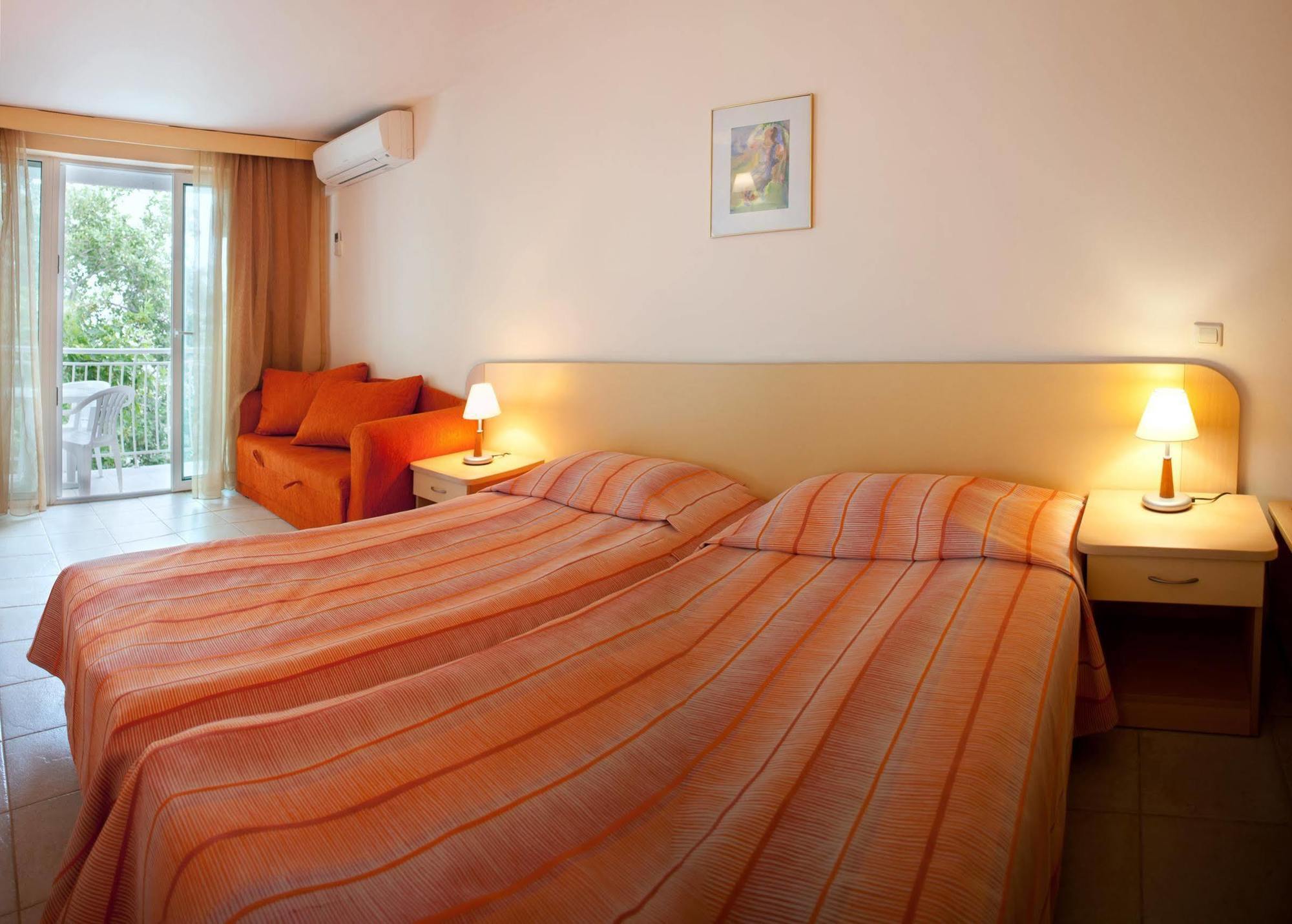 Kaliopa Hotel Albena Extérieur photo