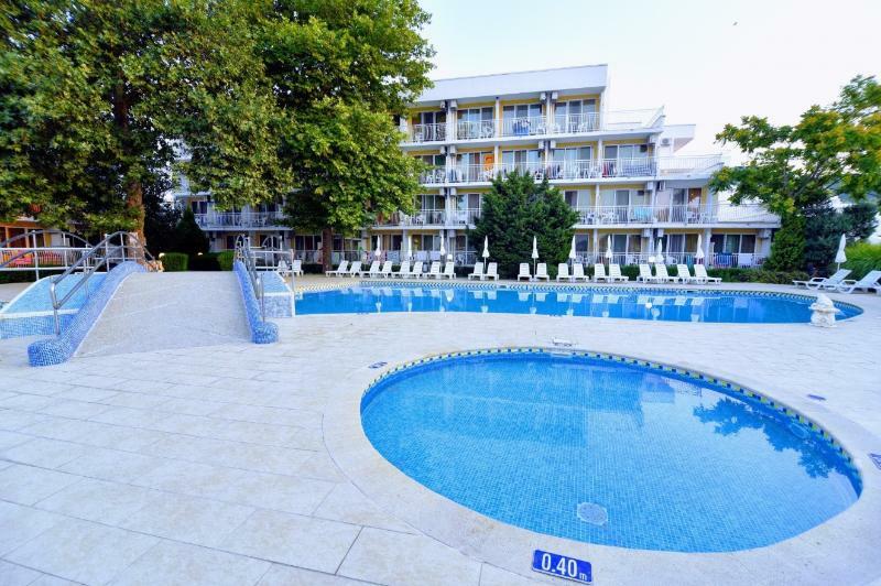 Kaliopa Hotel Albena Extérieur photo